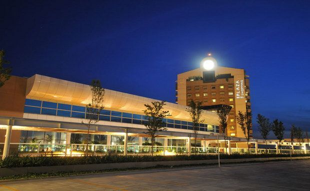 Hotel e Apartamentos Center Shopping - Uberlaândia/MG